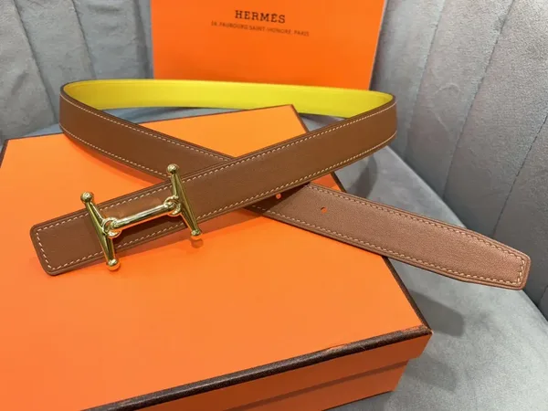 Hermès Yellow/Brown Reversible Belt with Gold-Tone Stirrup-Style H Buckle product view 2