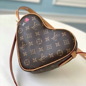 Louis Vuitton M57456 Game On Cœur Crossbody Bag Monogram product view 1