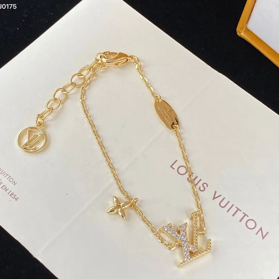 Louis Vuitton Pavé LV Star Slim Chain Bracelet Gold-Tone product view 5
