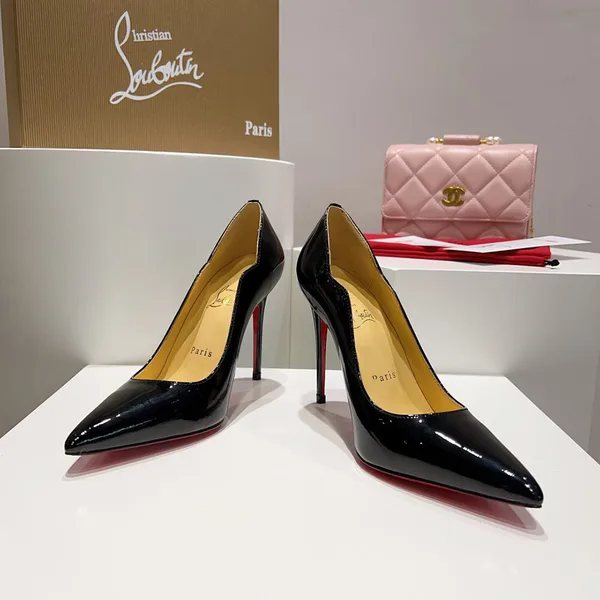 Christian Louboutin Hot Chick Scalloped Patent Pumps Black product view 3