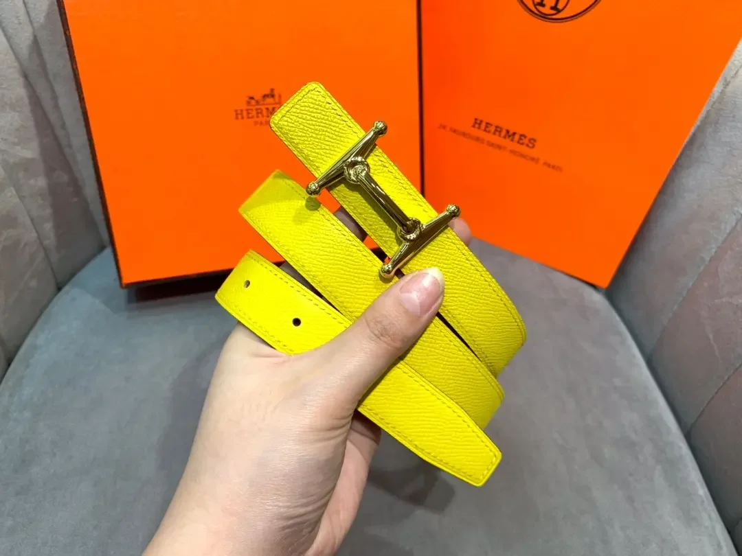 Hermès Yellow/Brown Reversible Belt with Gold-Tone Stirrup-Style H Buckle product view 6