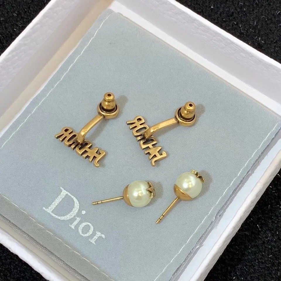 Dior J’Adior Earrings In Antique Gold-Tone Metal and Pearl-Effect Details product view 5