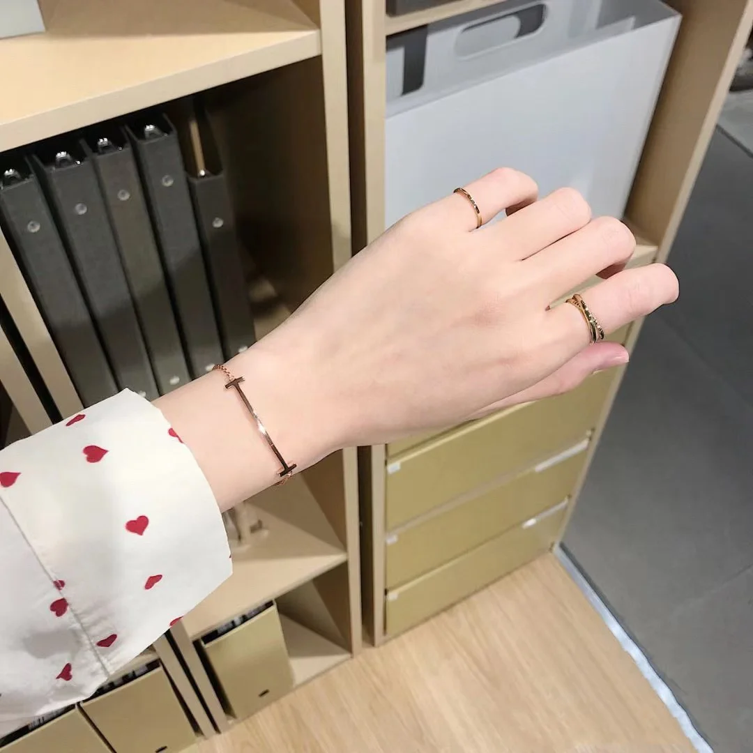 Tiffany  Co. Smooth T Wire Bracelet Gold-Tone product view 1