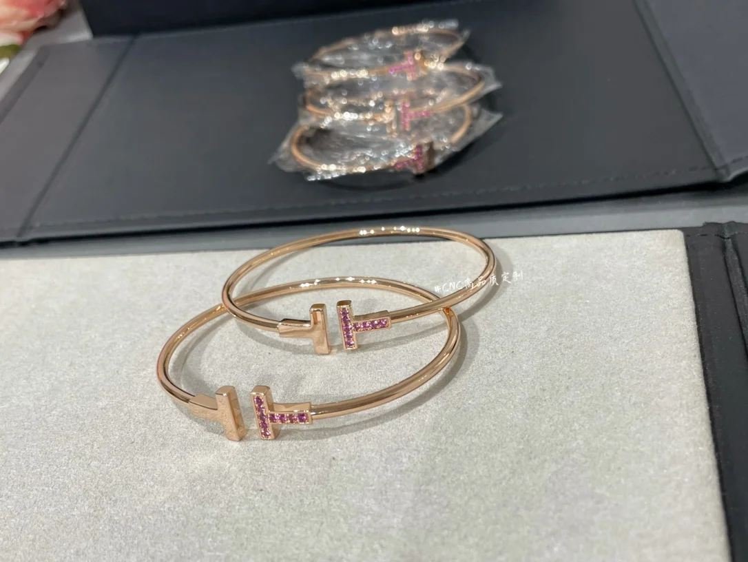 Tiffany  Co. Double T Pink Pavé-Effect Bangle Rose-Tone product view 4