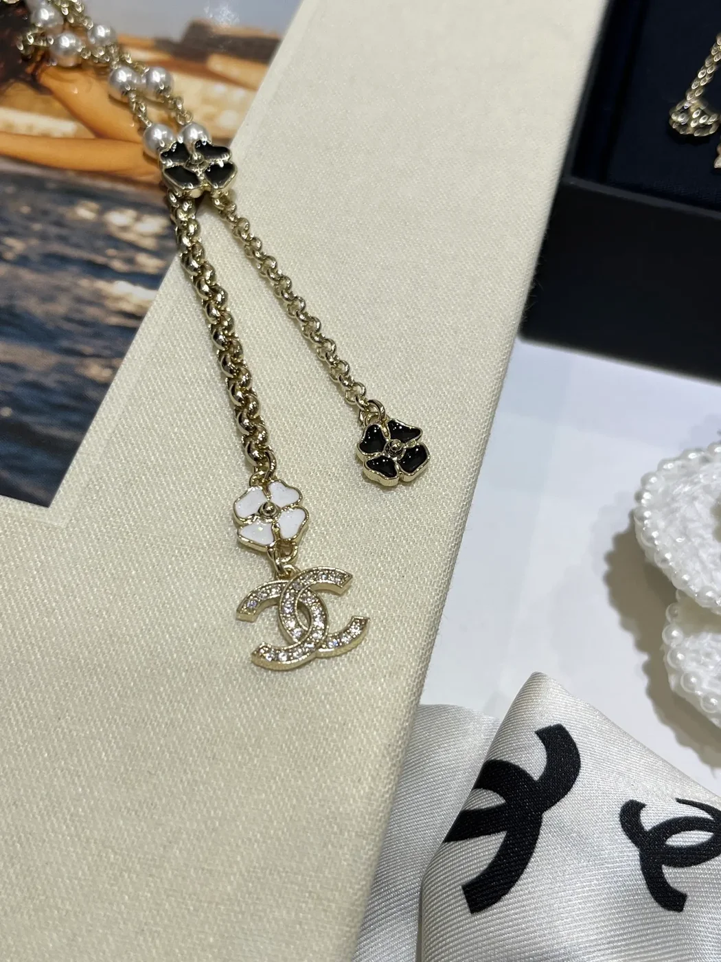 Chanel Camellia Pearl-Effect Y Necklace Black White and Gold-Tone product view 5